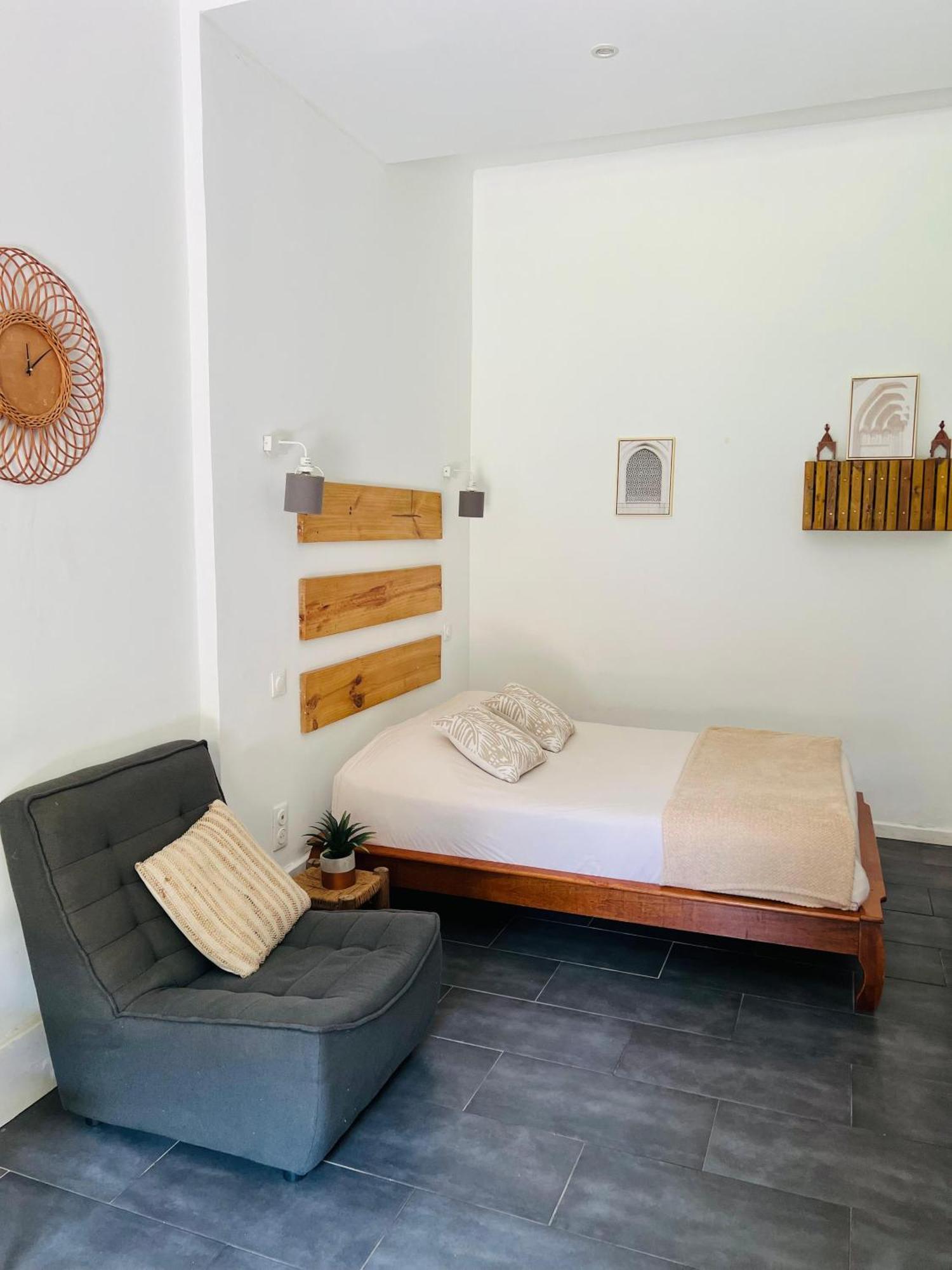 Апартаменты L'Escale Cosy Сен-Пьер Экстерьер фото